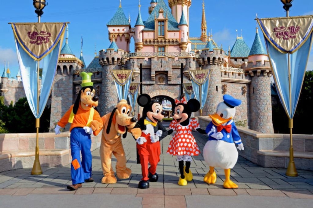 disneyland-tickets__140518205906